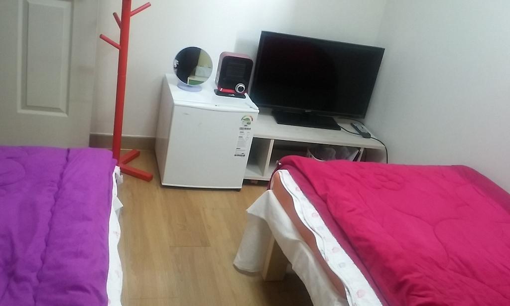 Hostel Oxbloodk Gwangju Metropolitan City Pokoj fotografie