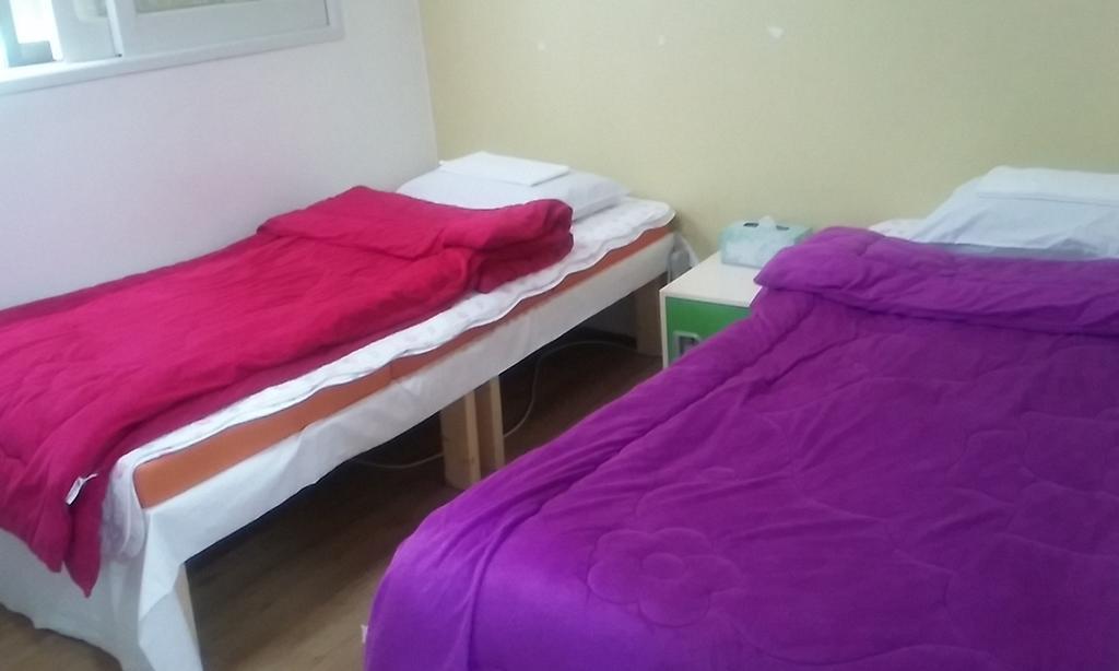 Hostel Oxbloodk Gwangju Metropolitan City Pokoj fotografie