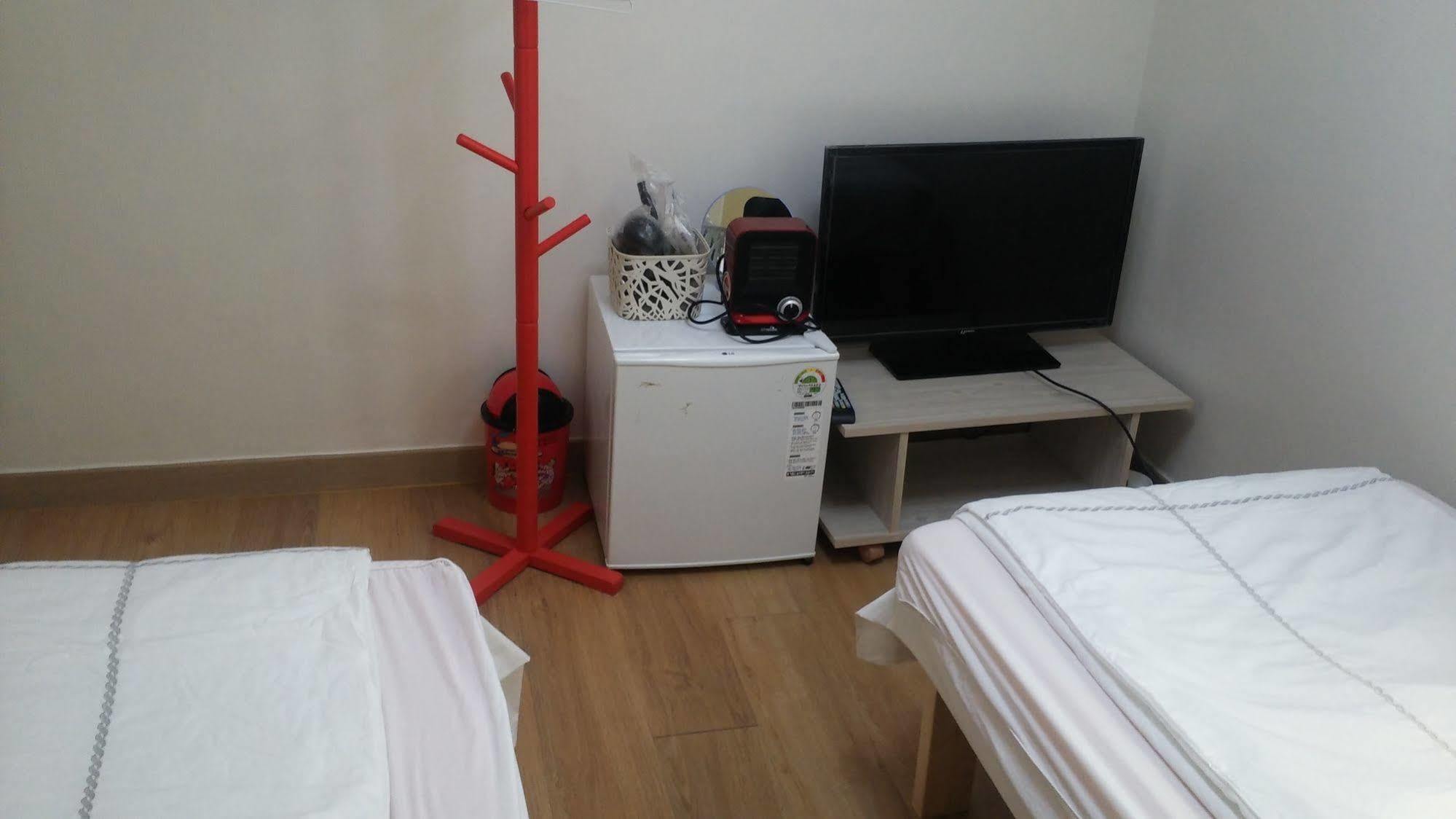 Hostel Oxbloodk Gwangju Metropolitan City Exteriér fotografie